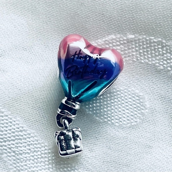 🎉 NWOT Happy Birthday Heart Hot Air Balloon Charm 🎈 - Picture 16 of 16